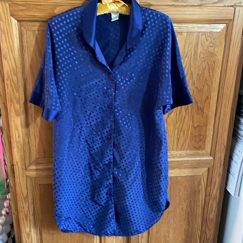 Vintage Partners Mervyns silky blue night shirt Medium